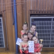 Jitka Pol�chov� se sv��enkyn�mi kategorie nad�je nejmlad�� (naho�e zleva Magdalena Koubkov�, Vivien Gerstenh�ferov�, dole zleva Monika Trejbalov�, Oleksandra Yuza), Chomutovsk� poh�r, 1. 5. 2016