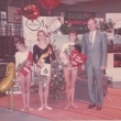 Jitka Nedb�lkov� s reprezentankou Janou Veselou 1991 - dru�stvo 1. m�sto Christmas European Cup