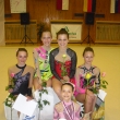 V�prava SC 80 Chomutov na Memori�lu Aleny Fialov�, zleva: Karol�na Sm�tkov�, Kate�ina Chlebe�kov�, Monika Charv�tov�, Aneta Wottawov�, kle��: Karol�na Vostatkov�, Plze� 5. 5.
