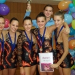Spole�n� skladb� juniorek s p��pravami na z�vod pom�hala Lucka Va�kov� a po bronzov�m �sp�chu s nimi tak� slavila, Rycon cup, �esk� Bud�jovice 5. 11.