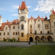 Z�mek v �inkovech v�etn� jeho okol� byl d�kladn� prozkoum�n