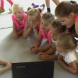Vid�t se na videu hodn� pom�h�, ale ne ka�d� se na to r�d d�v�
