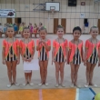 Spole�n� skladba nad�j� nejmlad��ch C (zleva Nat�lie Hanzl�kov�, Monika Trejbalov�, Oleksandra Yuza, Vivien Gerstenh�ferov�, Nikola Duong Thao Ngan, Veronika Kalinov�), Oblastn� p�ebor, Jablonec nad Nisou 15. 11. 2015