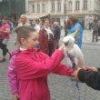 Lucie Beckov a papouek kakadu, vlet pi Bohemka cup, Praha 1.5.2013